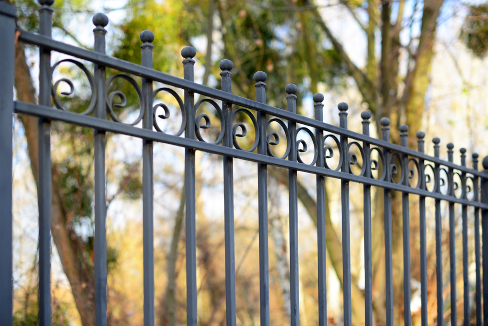 professional-fence-company-lake-forest