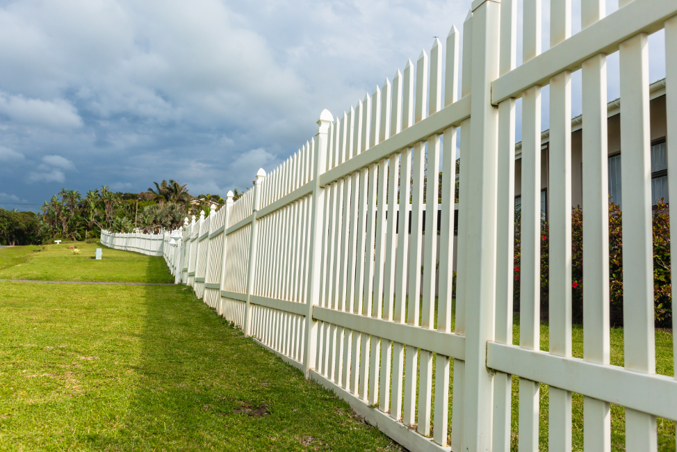 residential-pvc-fencing-northbrook