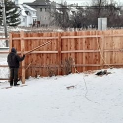 residential-wood-fence-installation