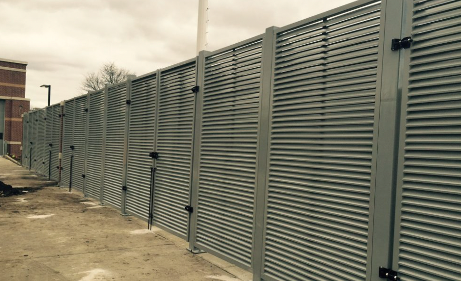 Commercial fencing in Elk Grove Village Illinois